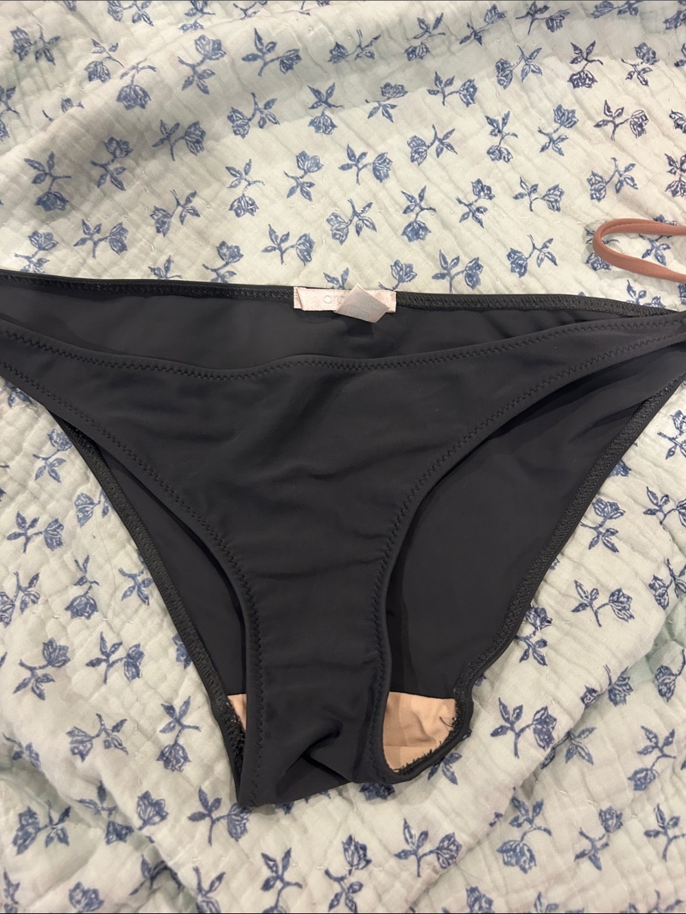 Araks gray bikini bottoms size size large